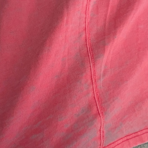 EUC Abercrombie & Fitch Women’s Run Like Ryan Gosling is Waiting T-Shirt in Pink - Picture 3 of 4